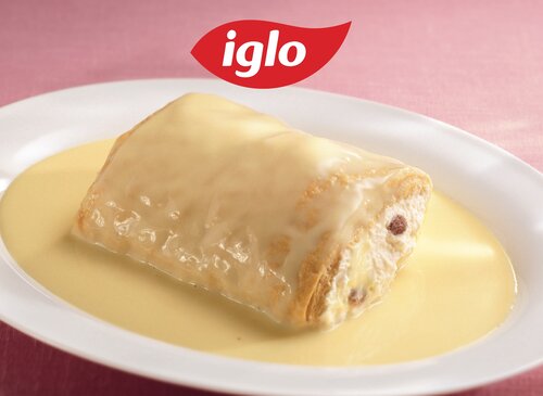 Milchrahmstrudel in Vanillesauce