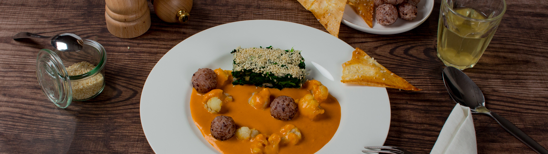 Curry mit Reisbällchen